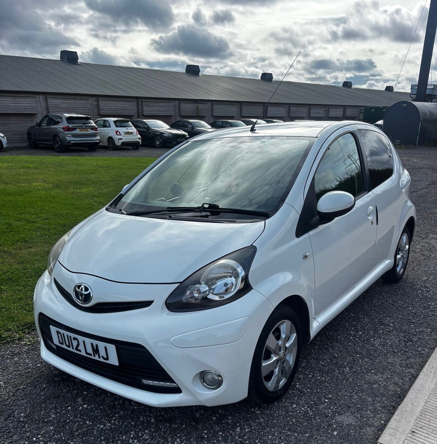 Used Toyota AYGO 2012 for sale - 76044764: Photo 1