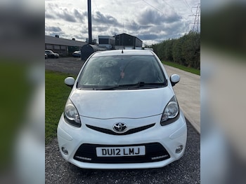 Used Toyota AYGO 2012 for sale - 76044764: Photo 3