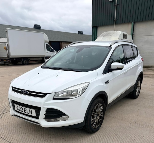 Used Ford Kuga 2014 for sale - 76197400: Photo 2