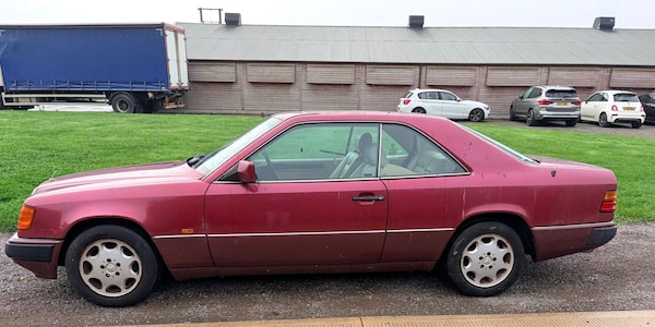 Used Mercedes-Benz C-Class 1993 for sale - 76252674: Photo 3
