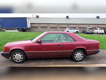 Used Mercedes-Benz C-Class 1993 for sale - 76252674: Photo