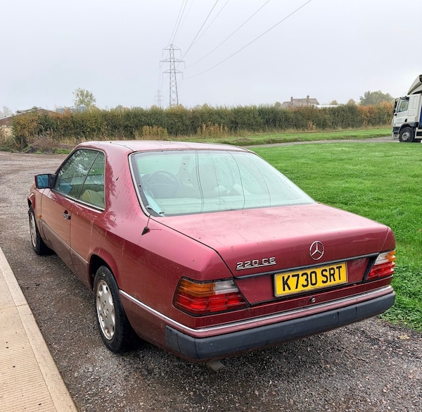 Used Mercedes-Benz C-Class 1993 for sale - 76252674: Photo 7