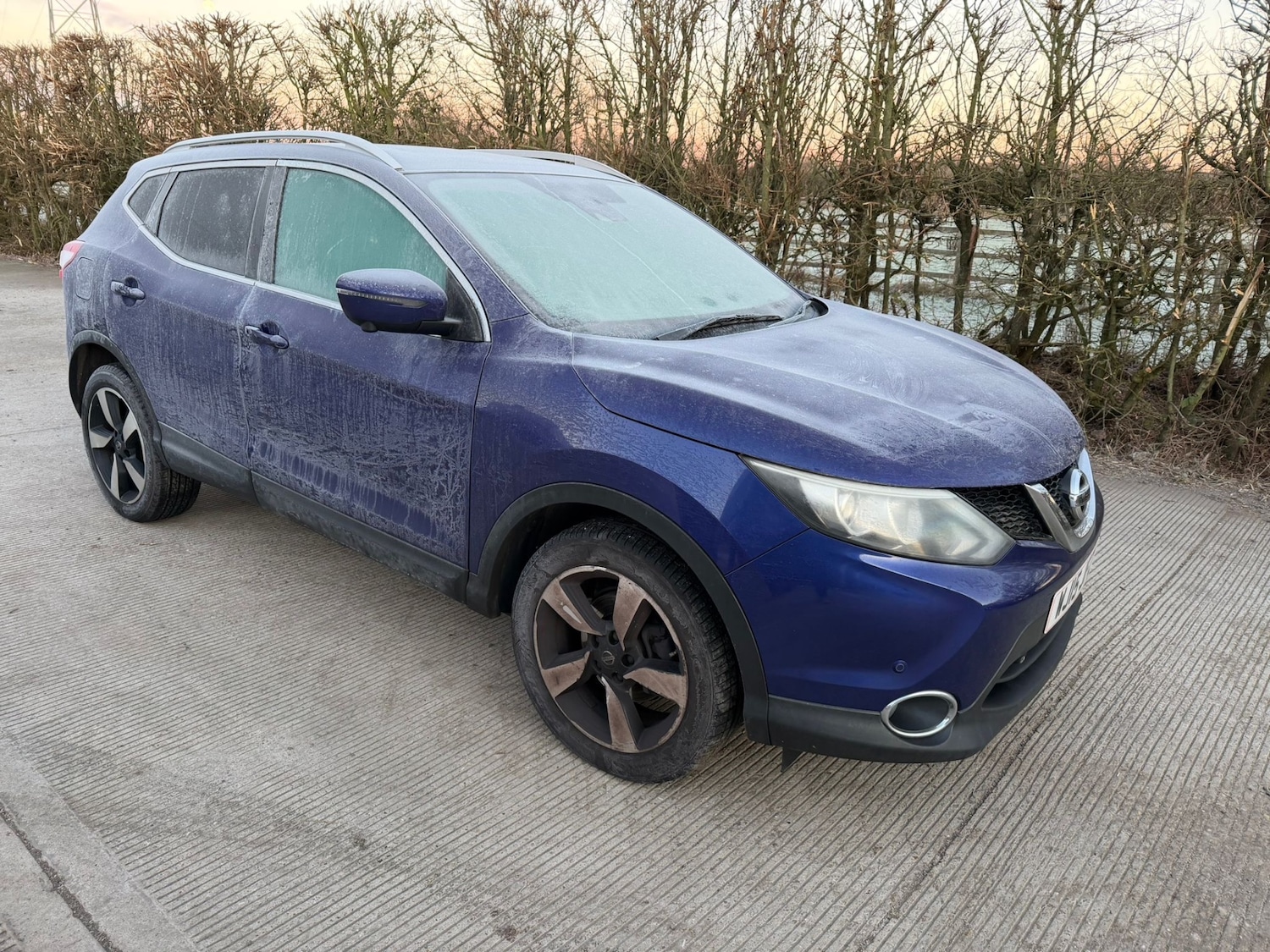 Used Nissan Qashqai 2015 for sale - 77100944: Photo 2