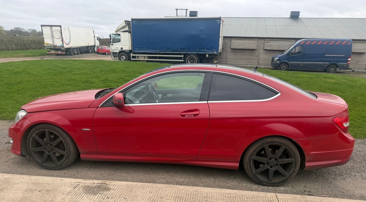 Used Mercedes-Benz C Class 2011 for sale - 77855232: Photo 6