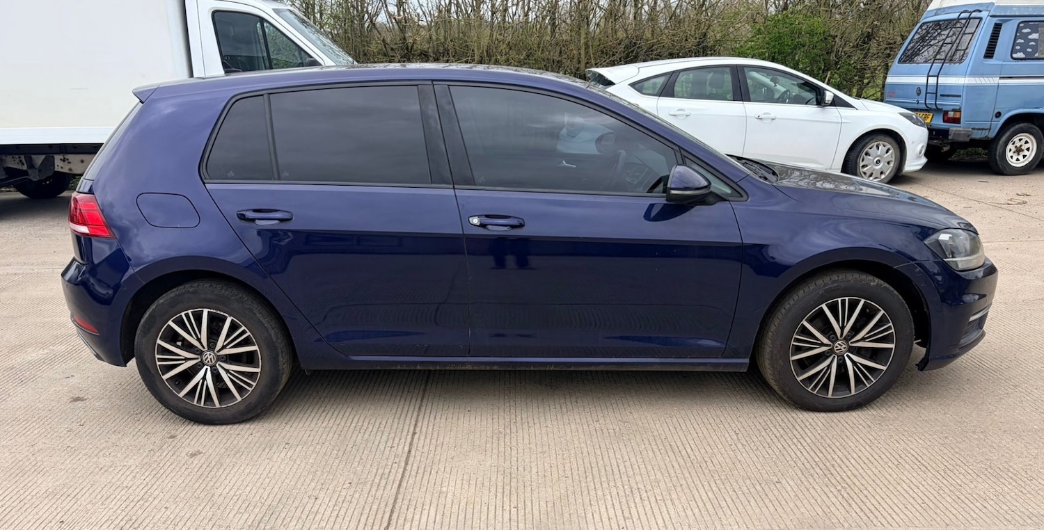 Used Volkswagen Golf 2018 for sale - 78097681: Photo 5