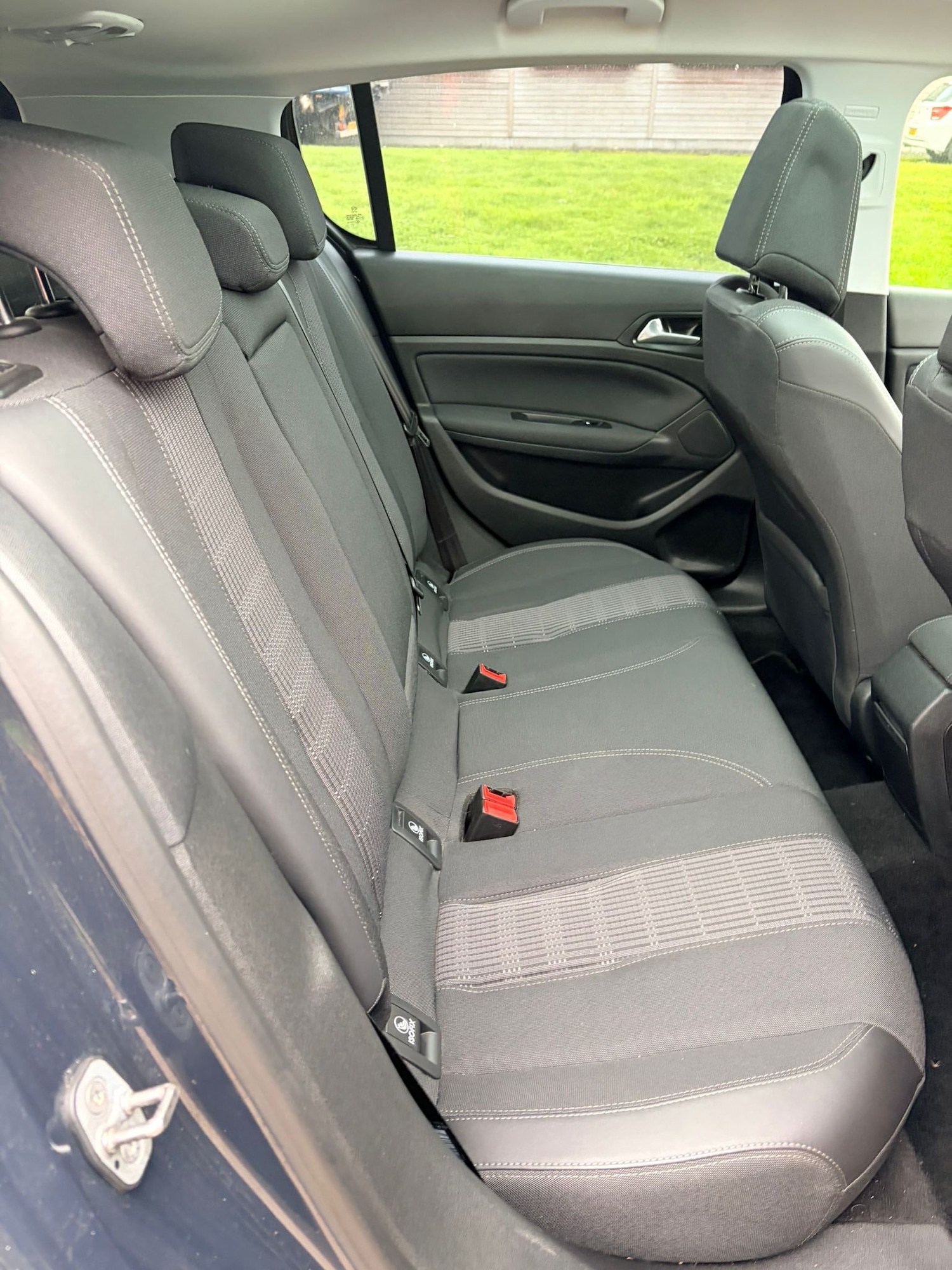 Used Peugeot 308 2018 for sale - 76722411: Photo 12