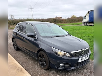Used Peugeot 308 2018 for sale - 76722411: Photo