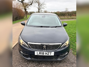 Used Peugeot 308 2018 for sale - 76722411: Photo