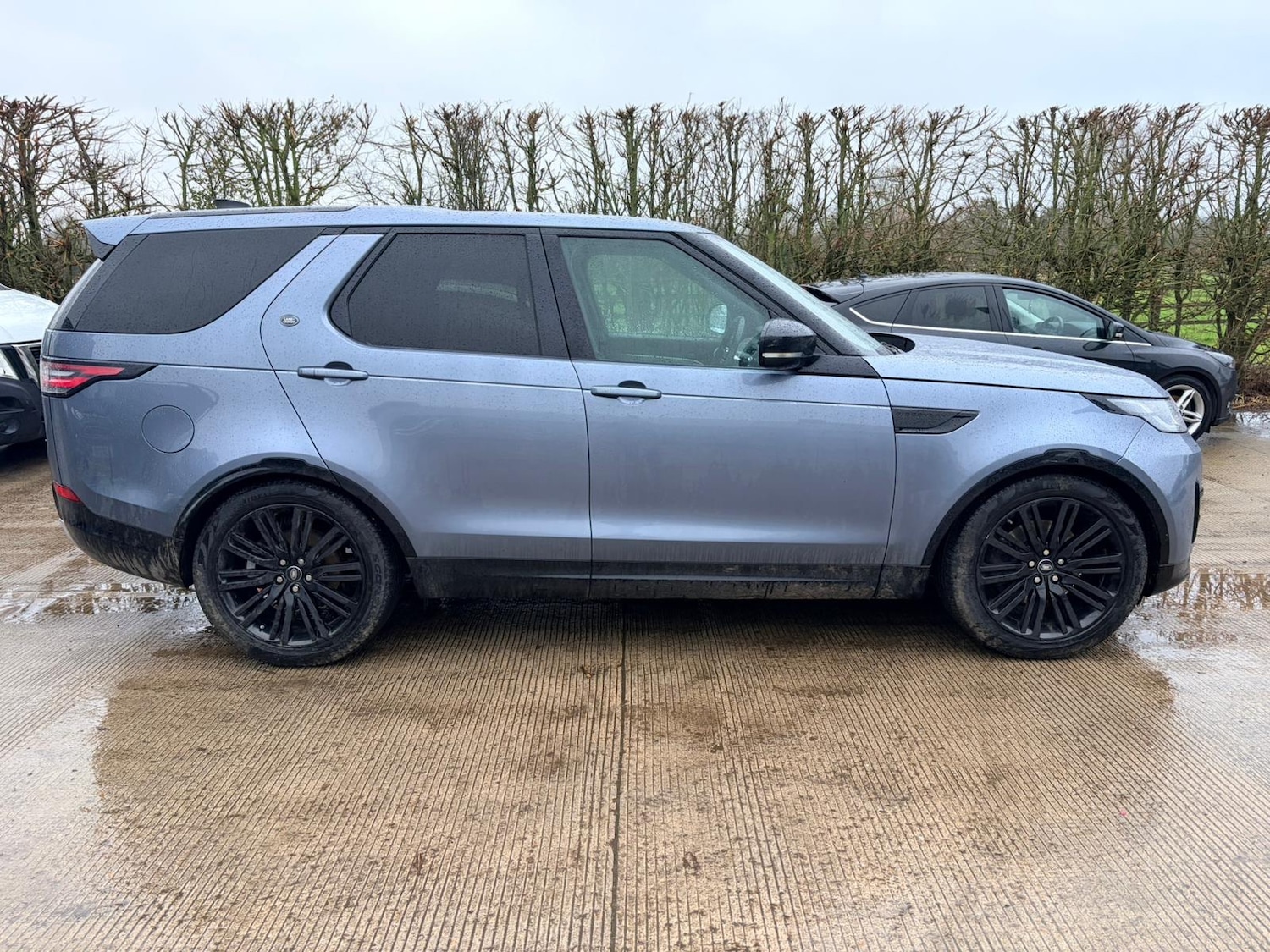 Used Land Rover Discovery 2019 for sale - 77284086: Photo 2