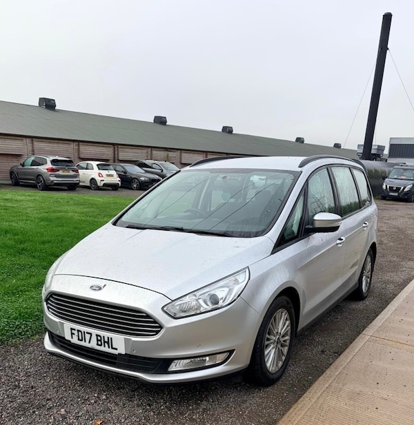 Used Ford Galaxy 2017 for sale - 76252321: Photo 2