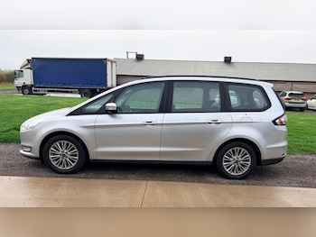 Used Ford Galaxy 2017 for sale - 76252321: Photo 4