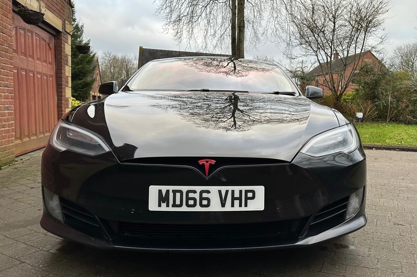 Used Tesla Model S 2017 for sale - 77399272: Photo 3
