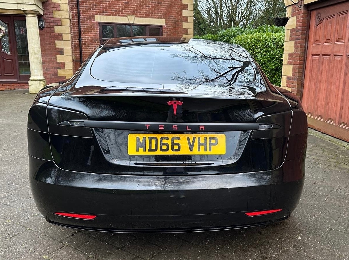 Used Tesla Model S 2017 for sale - 77399272: Photo 4