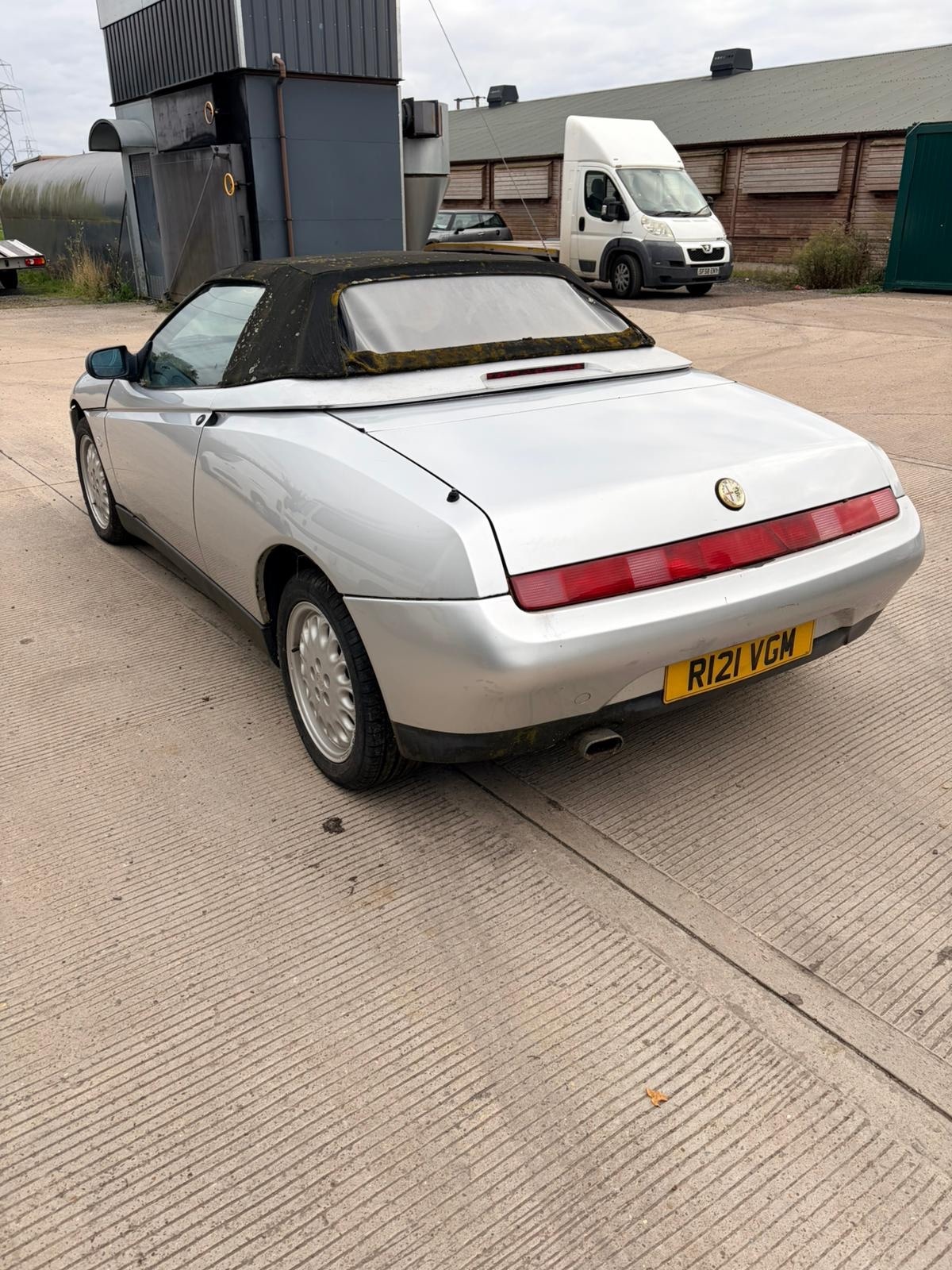Used Alfa Romeo Spider 1997 for sale - 76355369: Photo 2