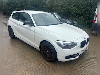2014 (64) - 116i Sport 3dr