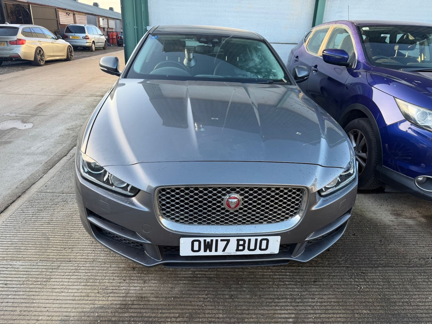 Used Jaguar XE 2017 for sale - 77106166: Photo 1