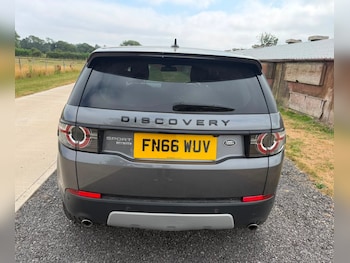 Used Land Rover Discovery Sport 2016 for sale - 79232350: Photo