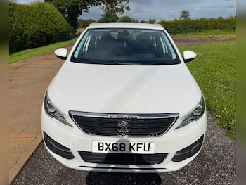 Used Peugeot 308 2018 for sale - 78902916: Photo