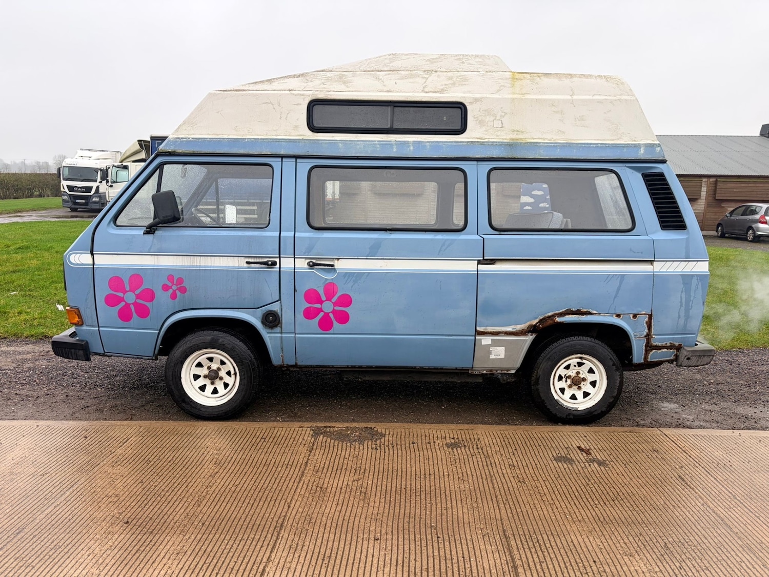 Used Volkswagen Transporter 1989 for sale - 77472140: Photo 4