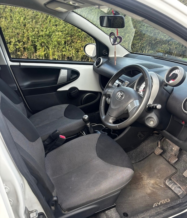 Used Toyota AYGO 2012 for sale - 76236459: Photo 10