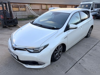 2017 (17) - 1.8 Hybrid Excel TSS 5dr CVT / SPARES OR REPAIRS / EXPORT /