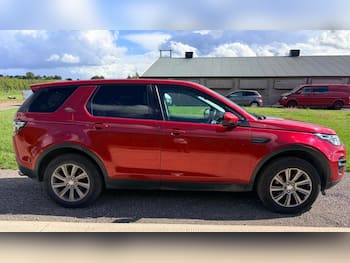Used Land Rover Discovery Sport 2015 for sale - 79644713: Photo