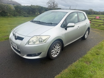 Toyota Auris feature image