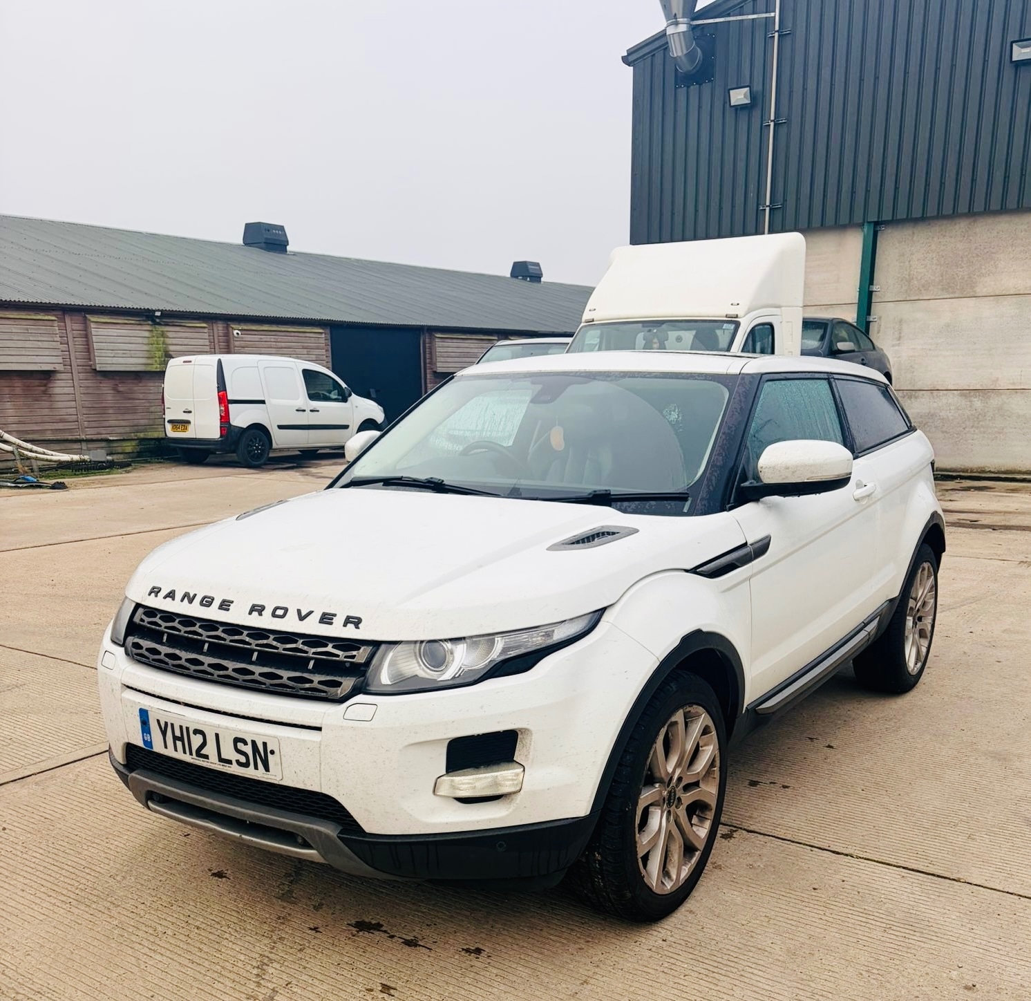 Used Land Rover Range Rover Evoque 2012 for sale - 76539479: Photo 2
