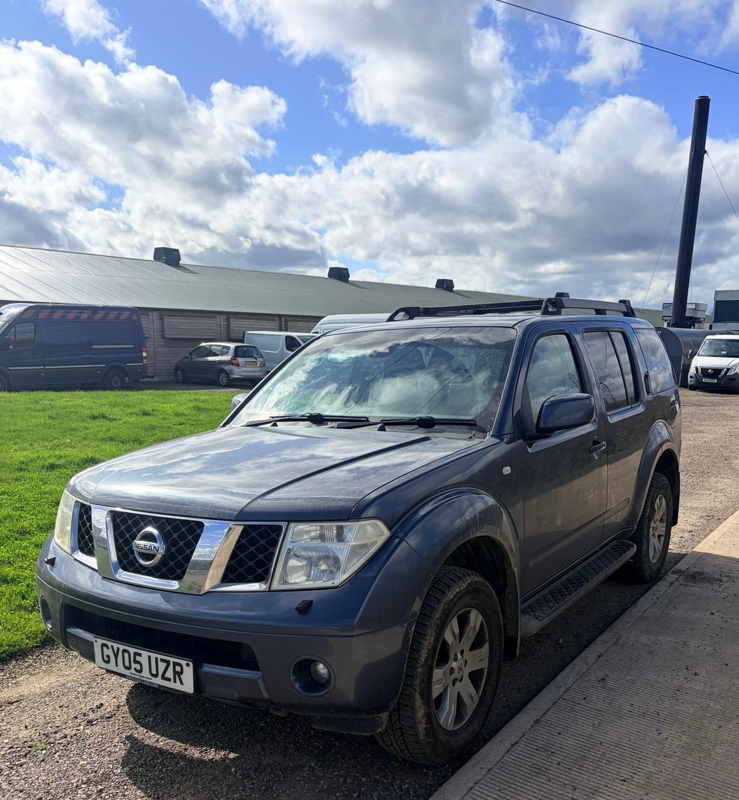 Used Nissan Pathfinder 2005 for sale - 77816595: Photo 2