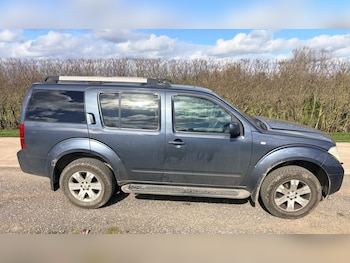 Used Nissan Pathfinder 2005 for sale - 77816595: Photo