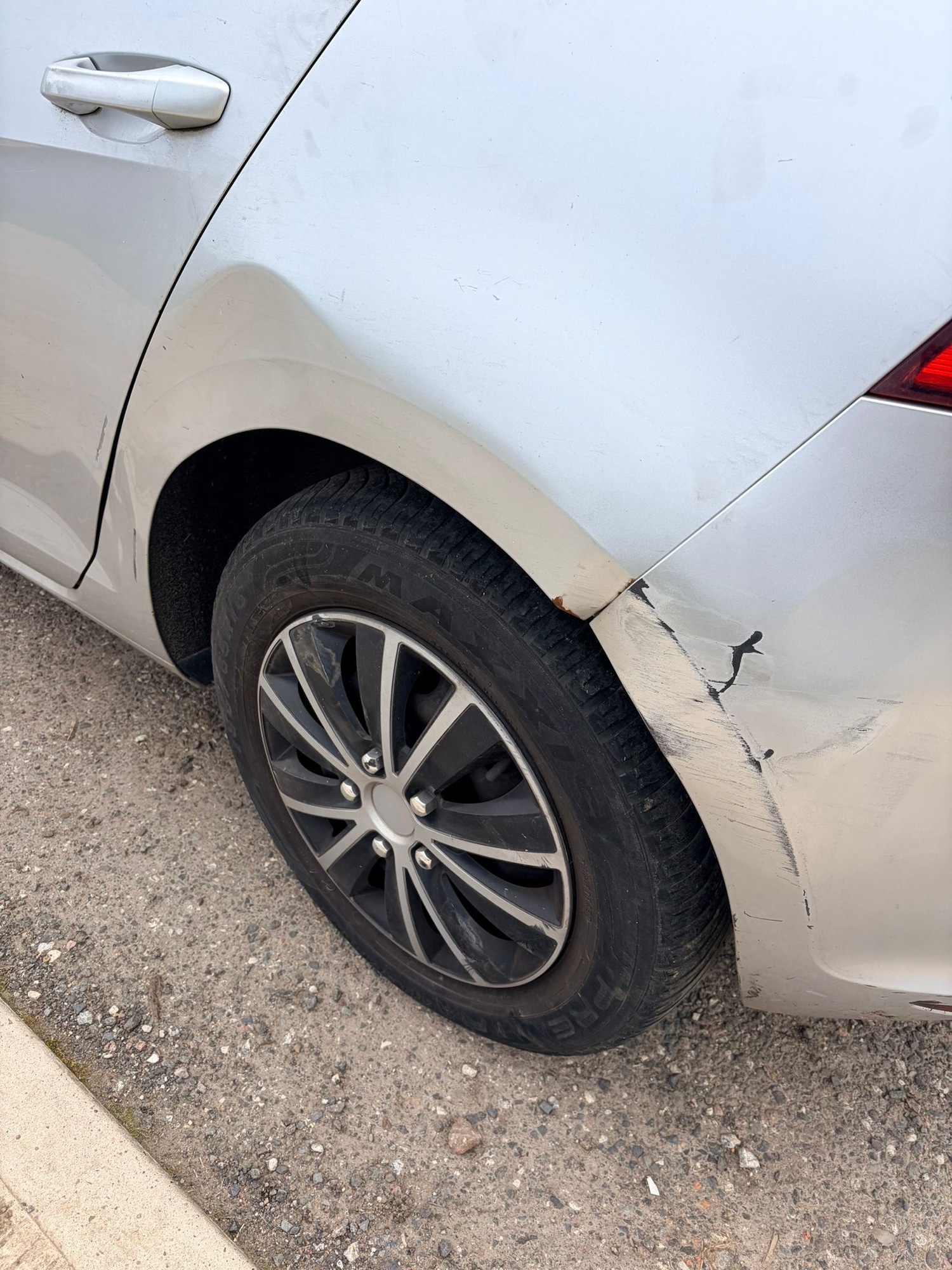 Used Volkswagen Golf 2013 for sale - 77760908: Photo 13