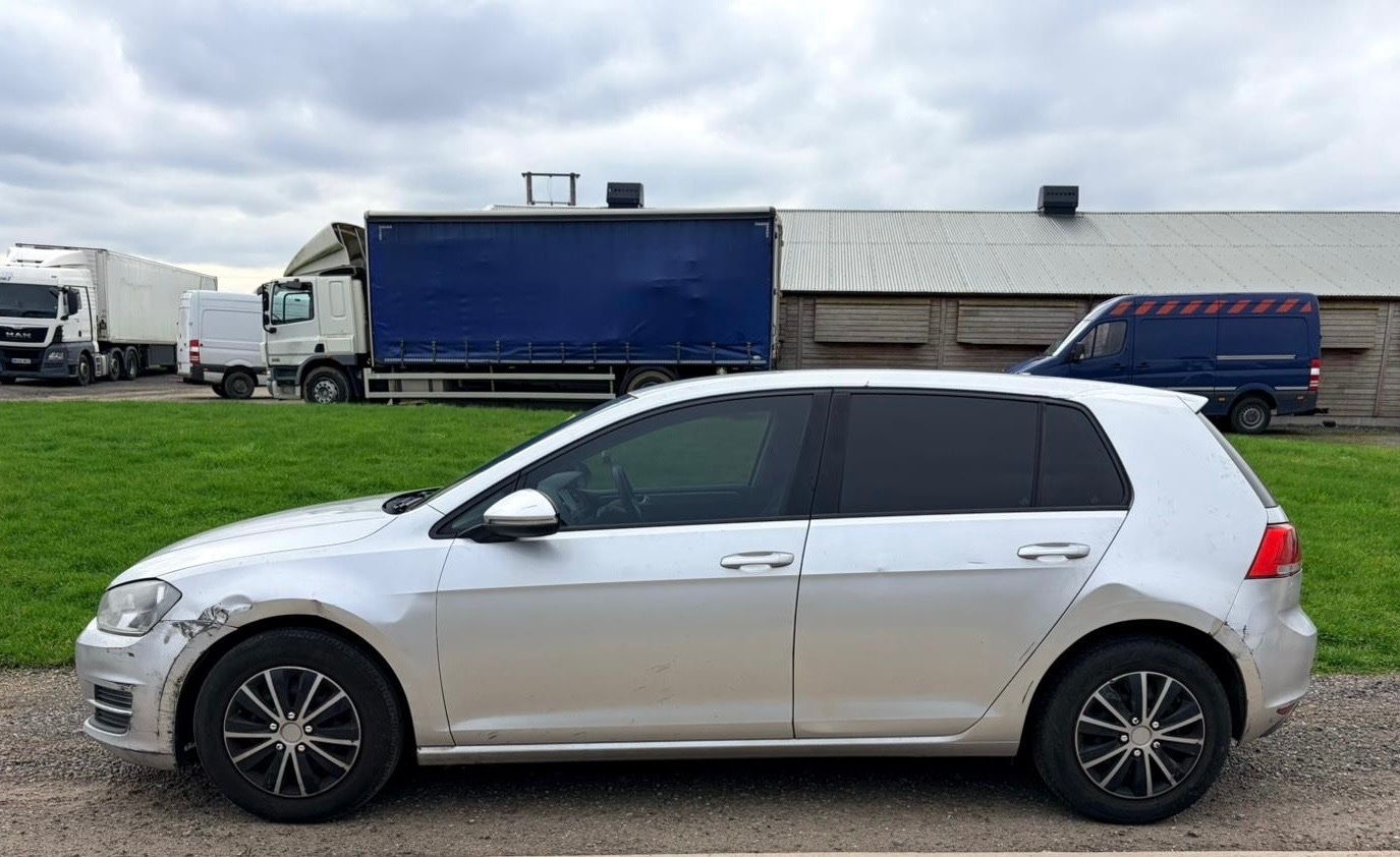 Used Volkswagen Golf 2013 for sale - 77760908: Photo 3