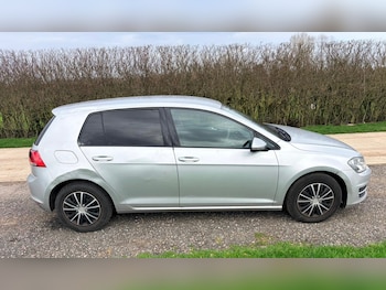 Used Volkswagen Golf 2013 for sale - 77760908: Photo