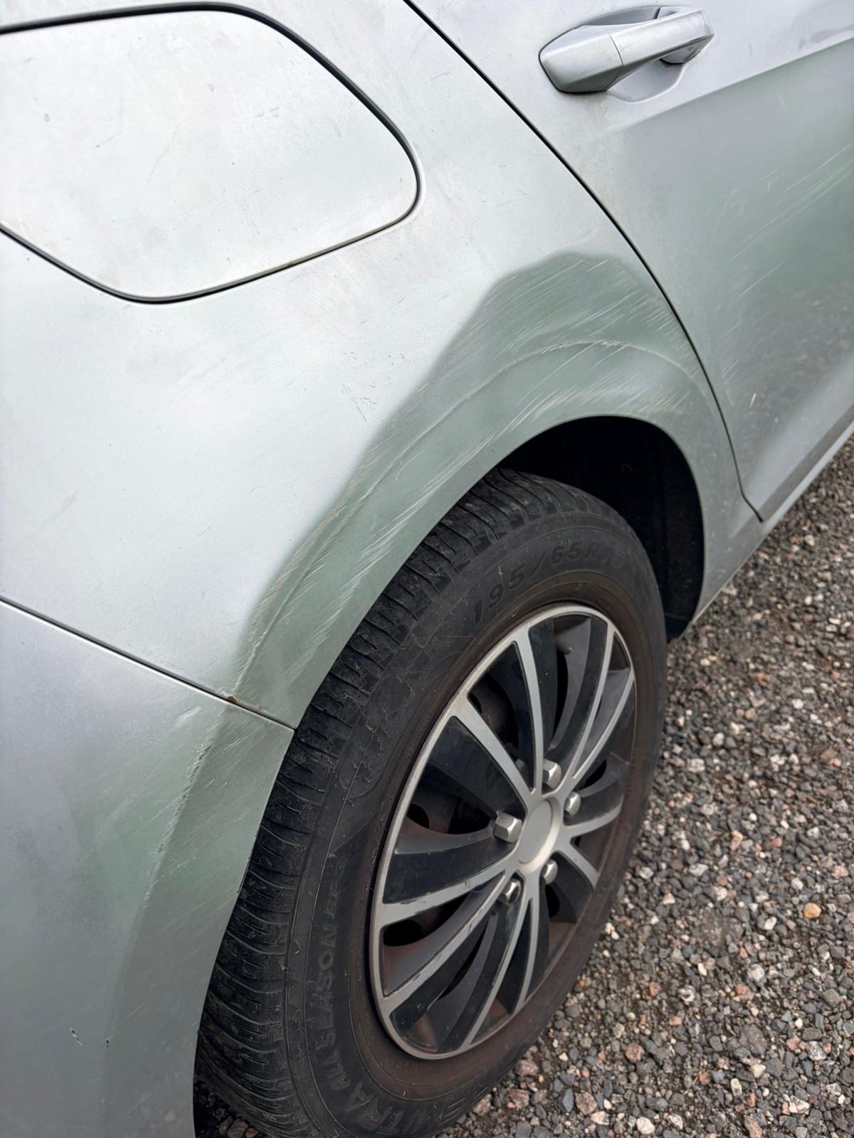 Used Volkswagen Golf 2013 for sale - 77760908: Photo 8