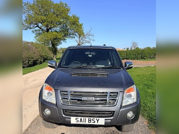Used Isuzu Rodeo 2011 for sale - 78465411: Photo