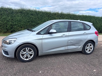 Used BMW 2 Series 2015 for sale - 79048112: Photo