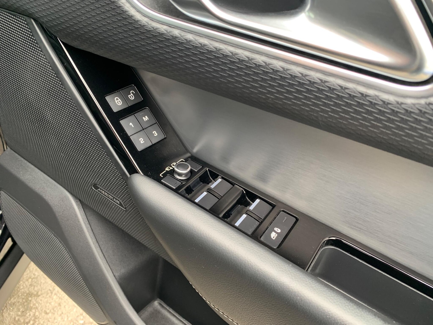 Used Land Rover Range Rover Velar 2018 for sale - 78008697: Photo 13