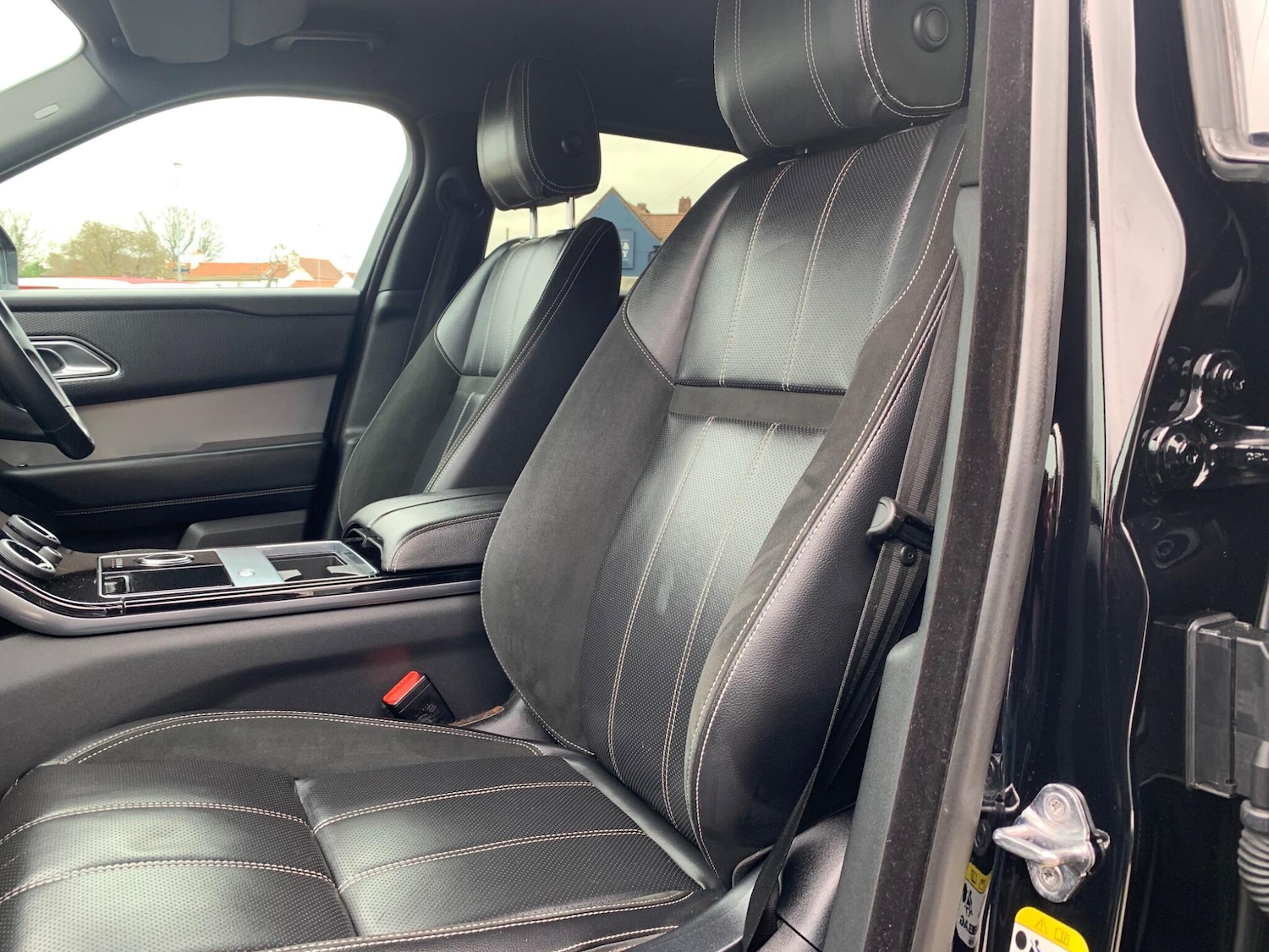 Used Land Rover Range Rover Velar 2018 for sale - 78008697: Photo 26