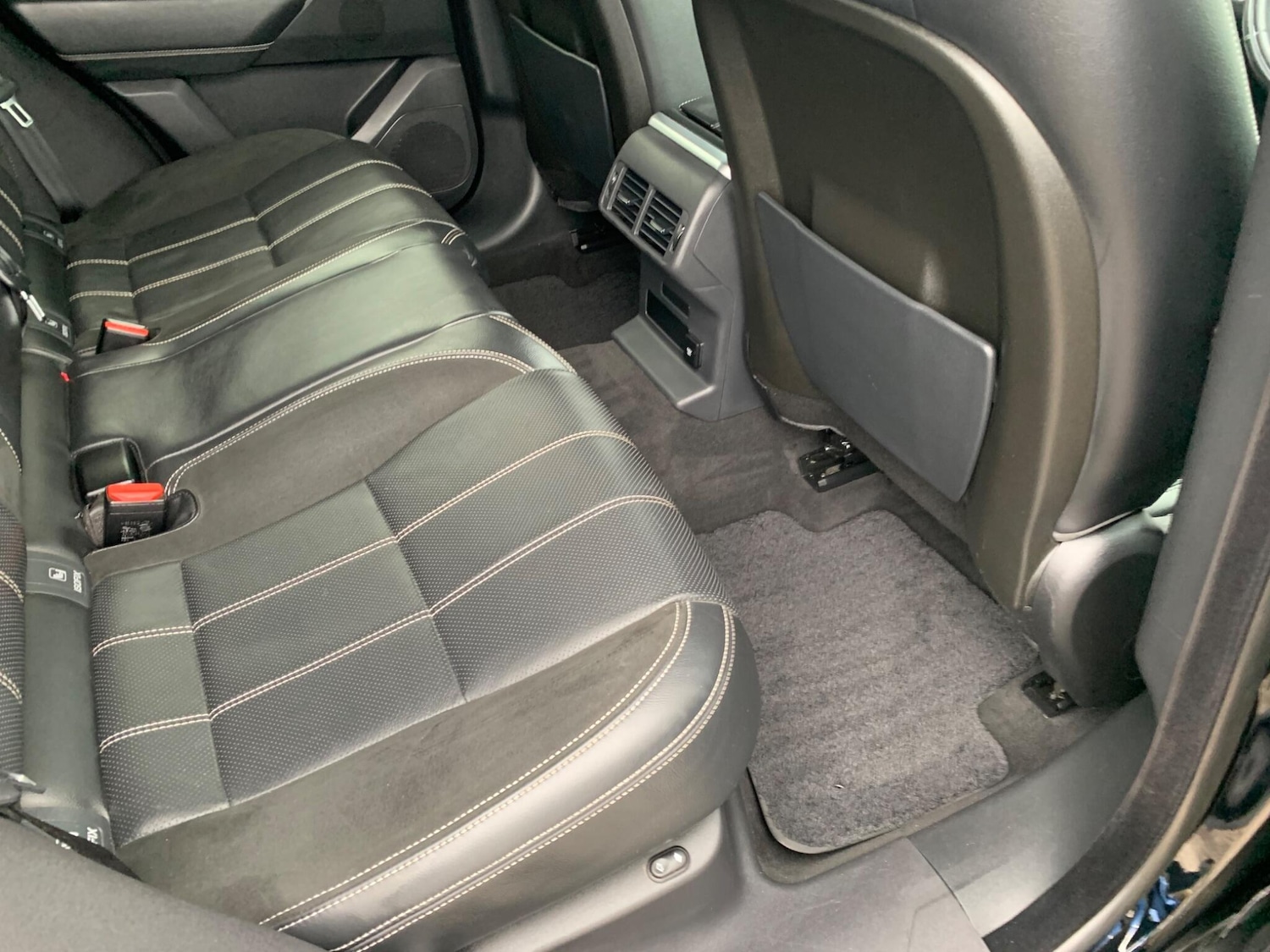 Used Land Rover Range Rover Velar 2018 for sale - 78008697: Photo 32