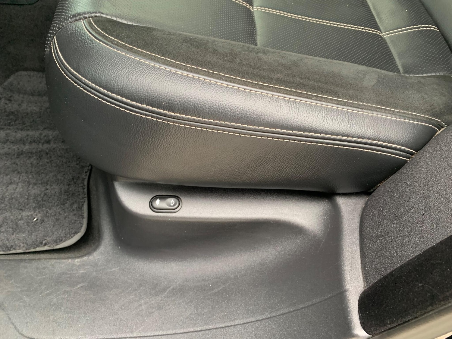 Used Land Rover Range Rover Velar 2018 for sale - 78008697: Photo 33