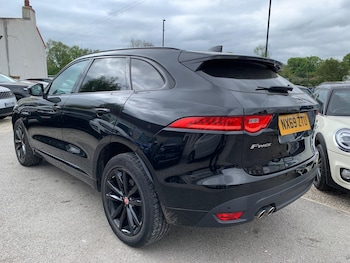 Used Jaguar F-Pace 2019 for sale - 78416551: Photo