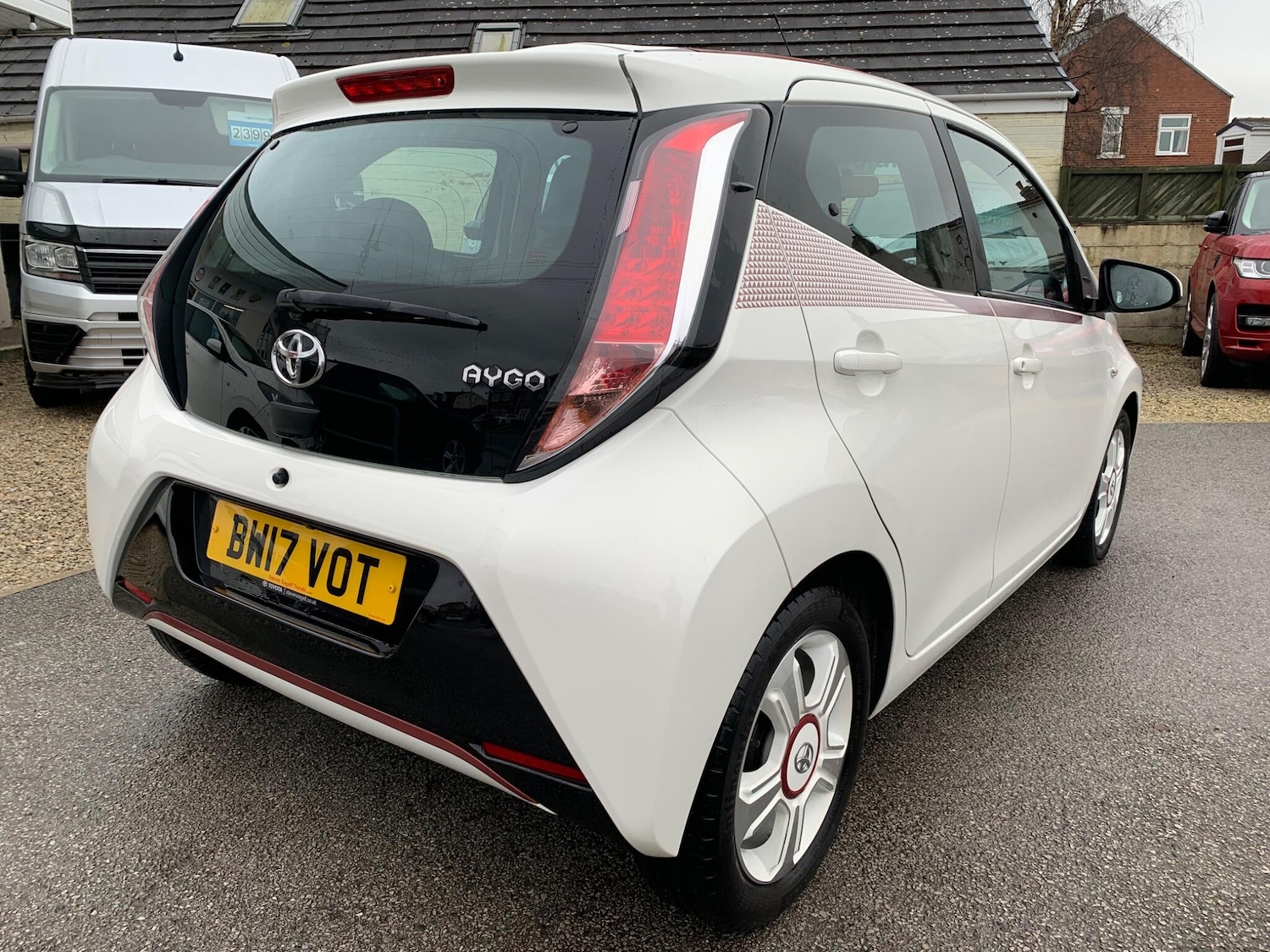 Used Toyota AYGO 2017 for sale - 78008661: Photo 8
