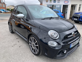 Used Abarth 595 2018 for sale - 79255875: Photo