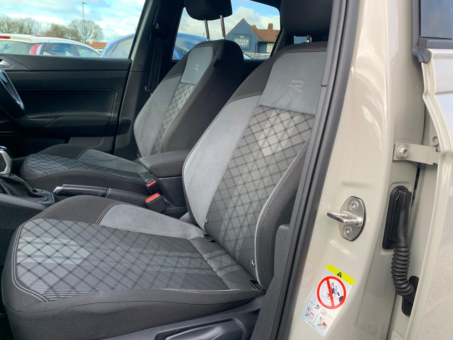 Used Volkswagen Polo 2022 for sale - 78008698: Photo 22