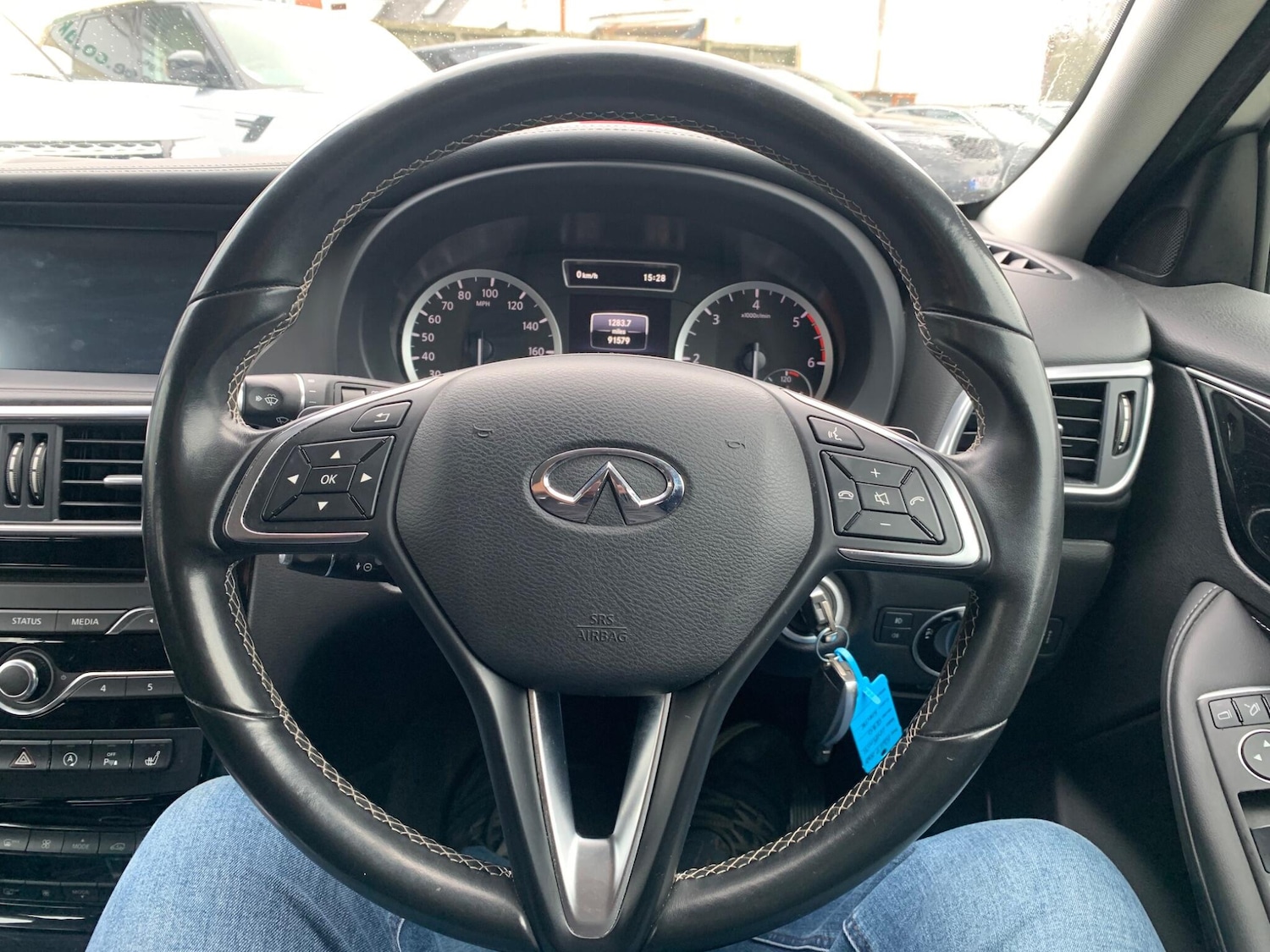 Used Infiniti Q30 for sale - 78035088: Photo 11
