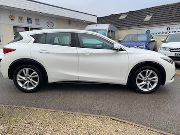 Infiniti Q30 feature image