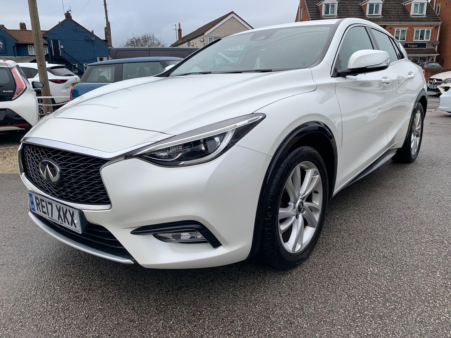 Used Infiniti Q30 for sale - 78035088: Photo 4