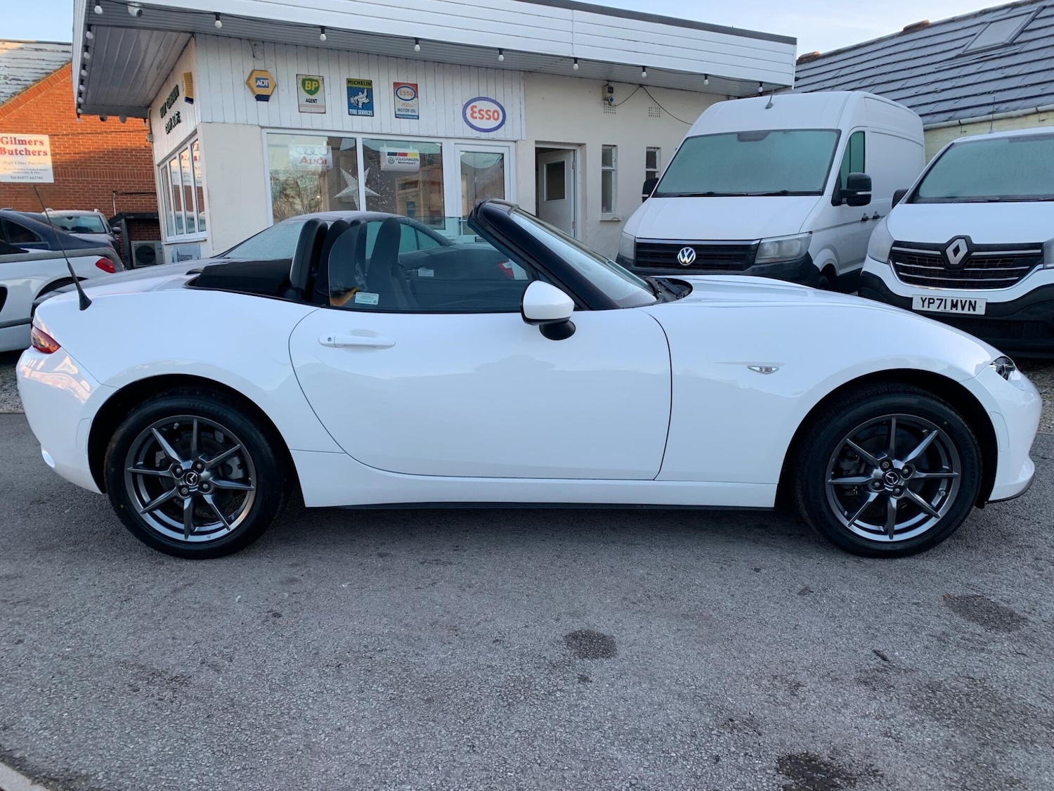 Used Mazda MX-5 2019 for sale - 78008677: Photo 1