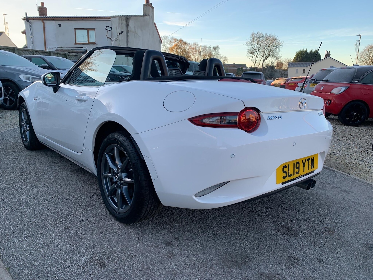 Used Mazda MX-5 2019 for sale - 78008677: Photo 4