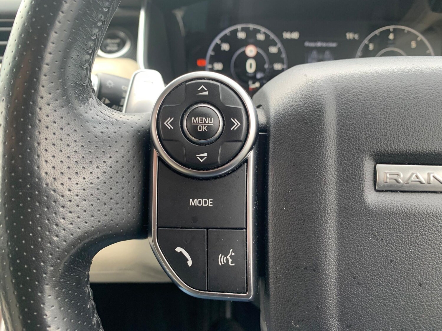 Used Land Rover Range Rover Sport 2017 for sale - 78008670: Photo 13